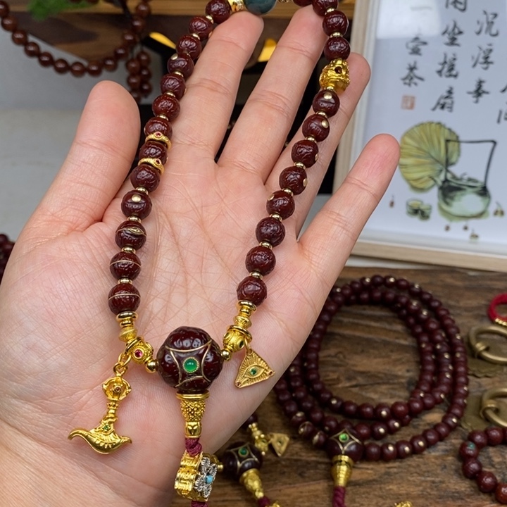 吊坠凤眼菩提8.2 满配 手持