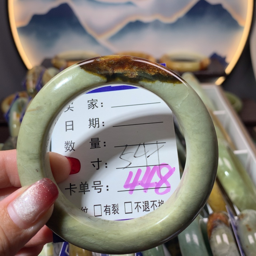 【闪购商品】蛇纹石玉手镯未镶嵌