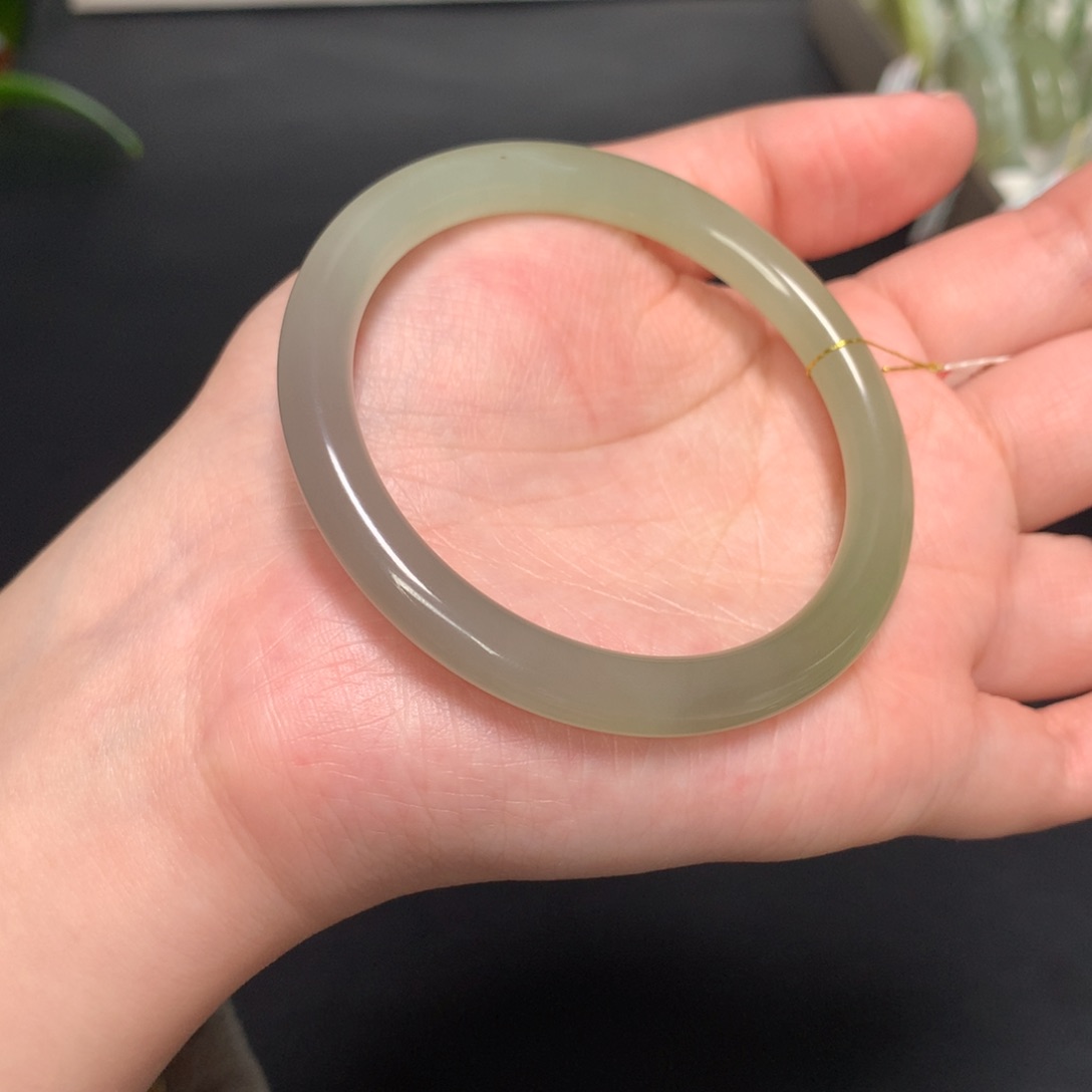 和田玉手镯未镶嵌55