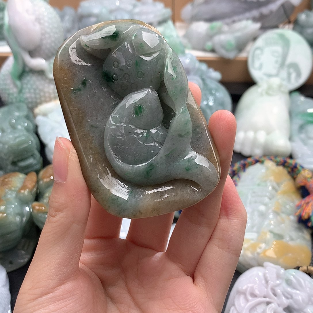 吊坠(不含链)未镶嵌翡翠