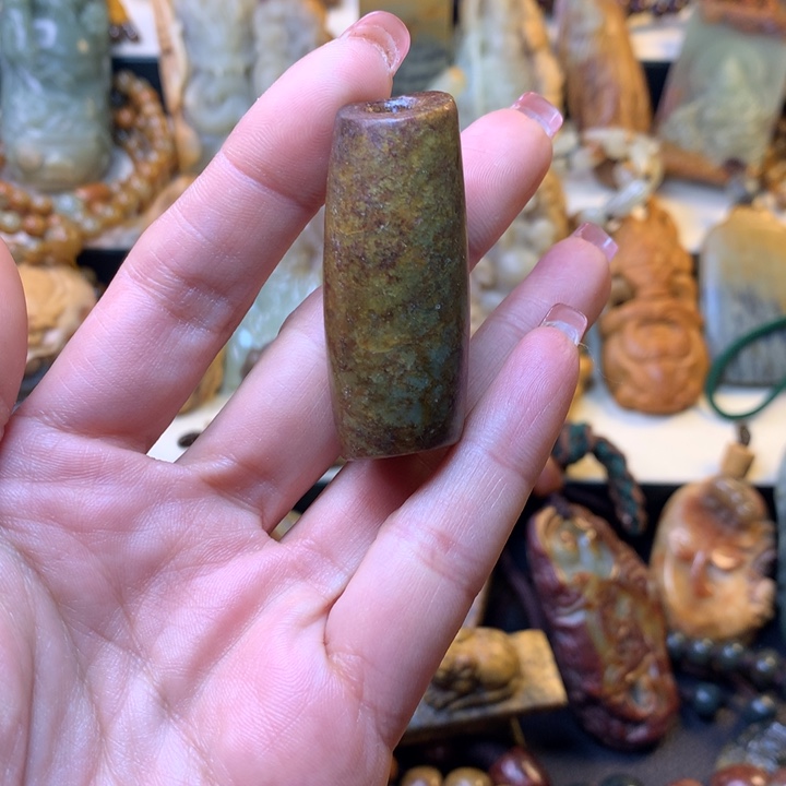 岫岩河磨玉（透闪石质玉）手链未镶嵌