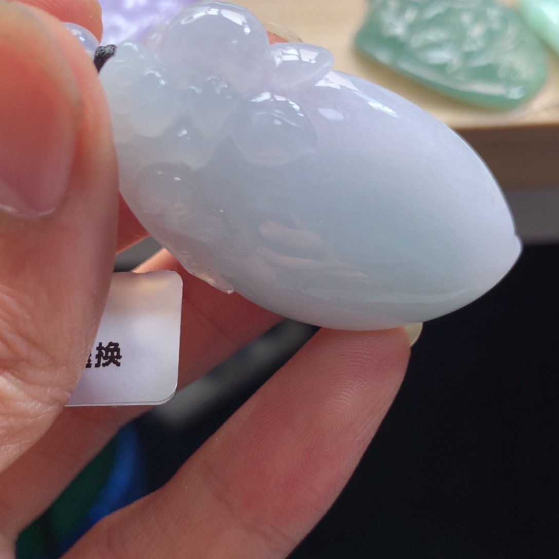 颈饰未镶嵌翡翠吊坠