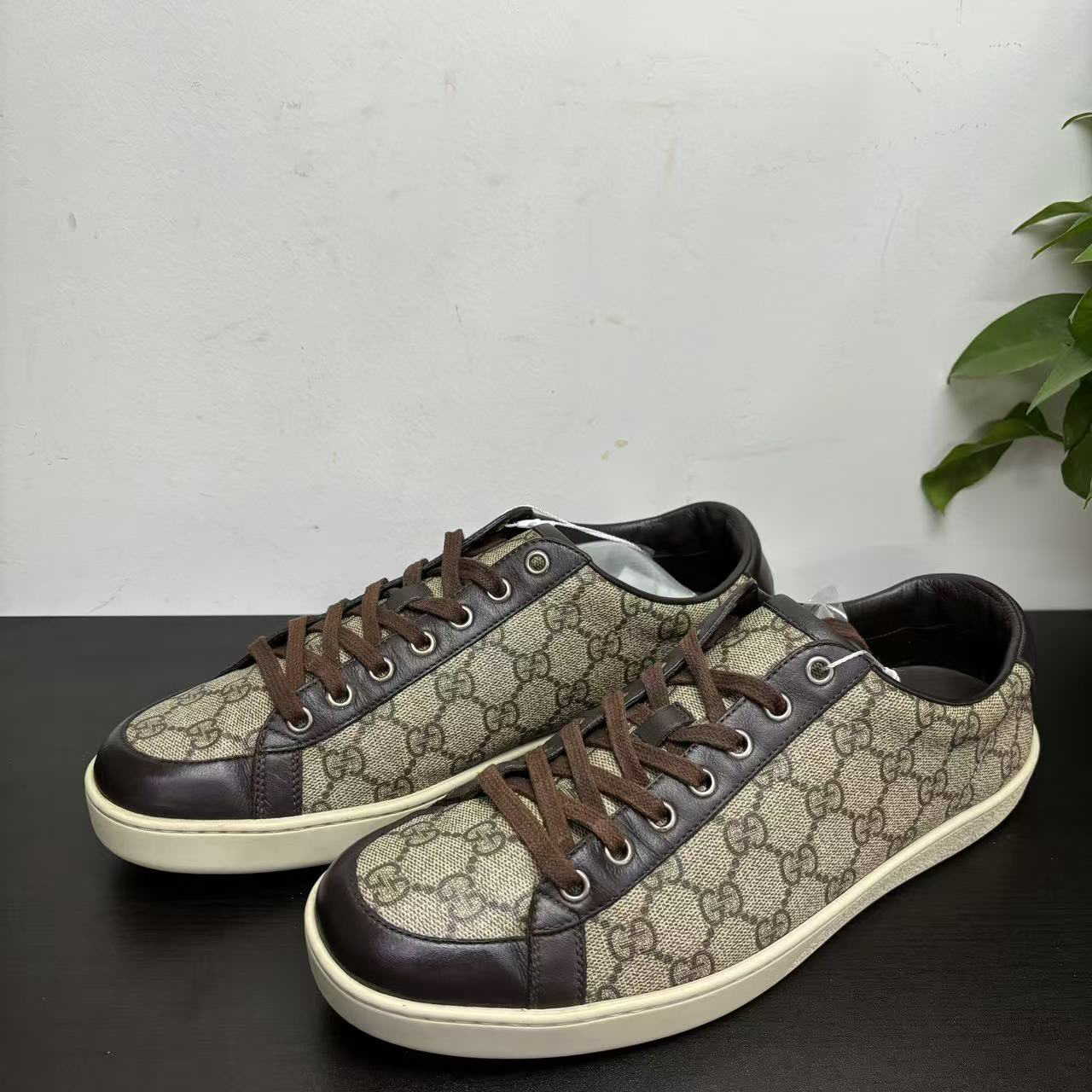 95新 GUCCI/古驰 42欧码棕老花经典板鞋/百搭/时尚/潮流/男款