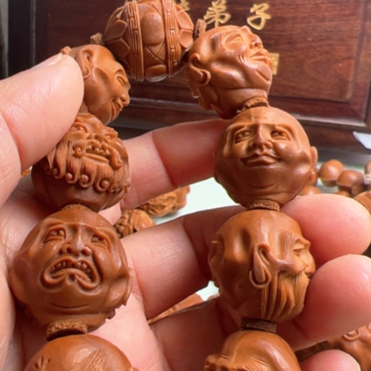 【闪购商品】橄榄核手串/手链小****皮橄榄核双面十八罗汉