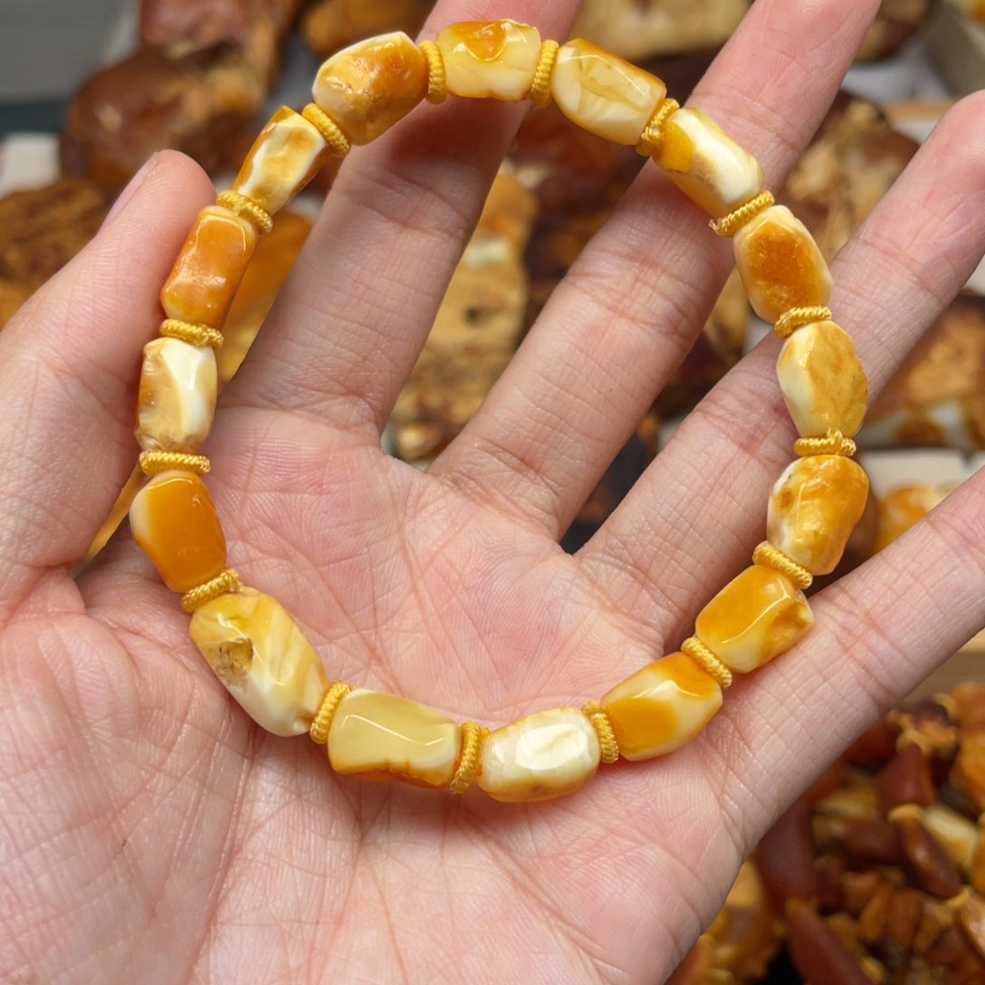 琥珀珠宝奇石未镶嵌