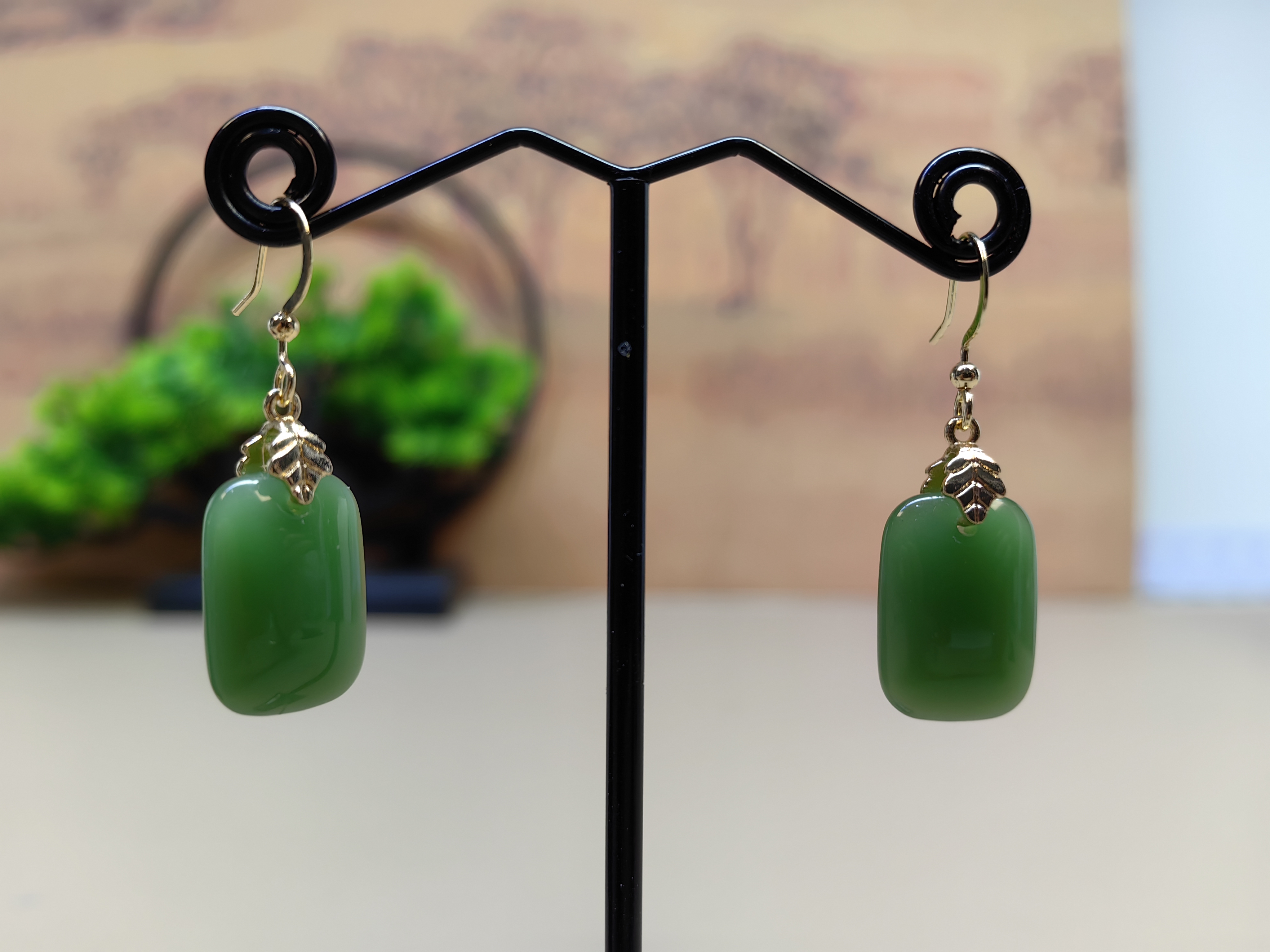 和田玉无事牌小方块耳饰E249