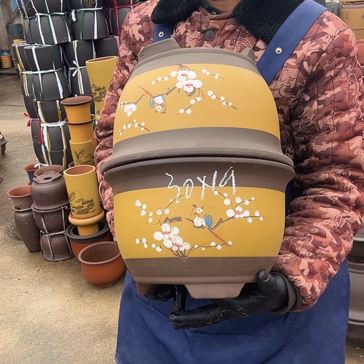 紫砂紫砂花盆和小盆栽