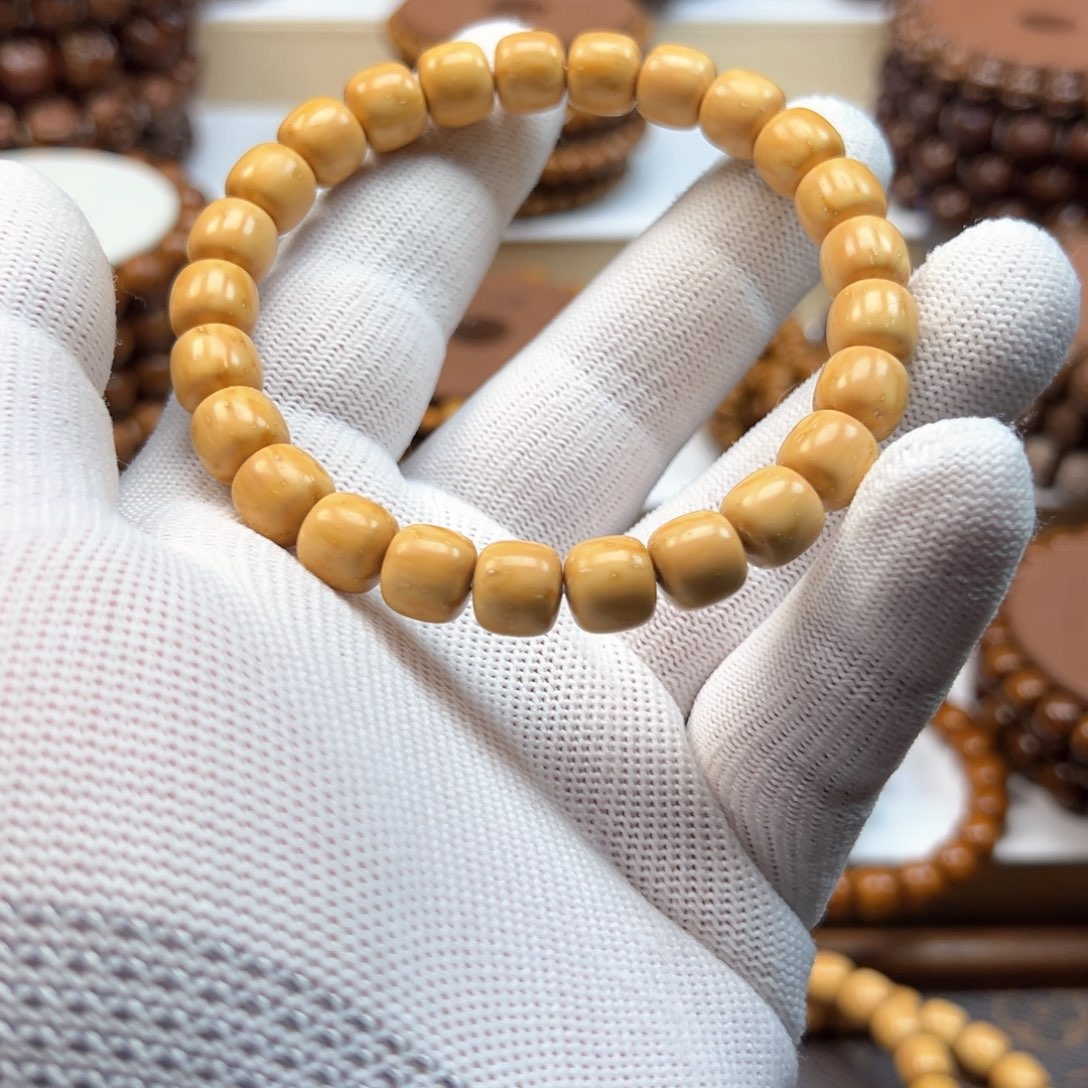 紫金鼠手串9.5×8.8实心奶黄皮老型