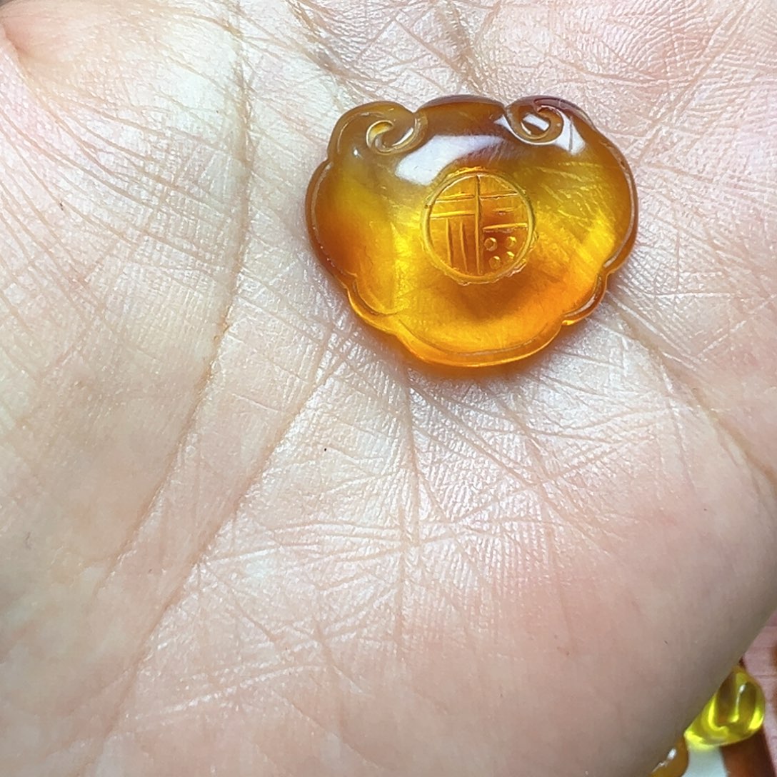 琥珀吊坠(不含链)未镶嵌