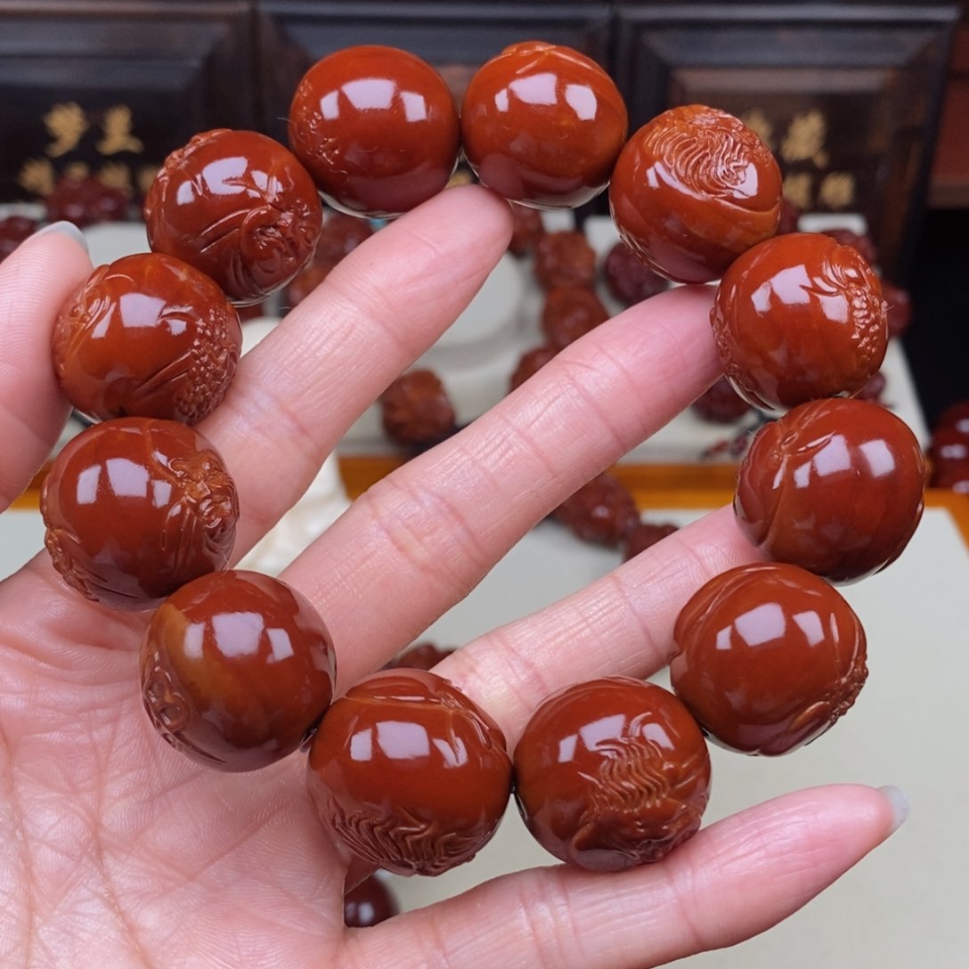 橄榄核吊坠@**辉十八罗汉