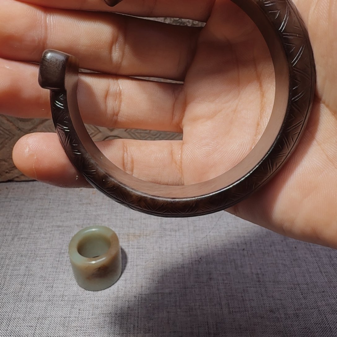 s***m和田玉（糖玉）未镶嵌挂件