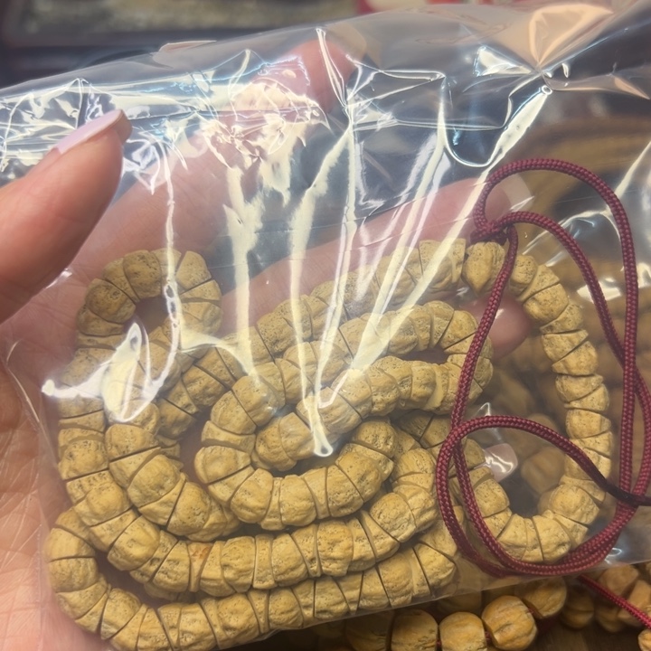 柏香籽/百香籽吊坠从**飞