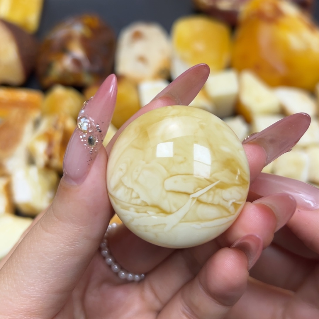 定制琥珀未镶嵌蜜蜡