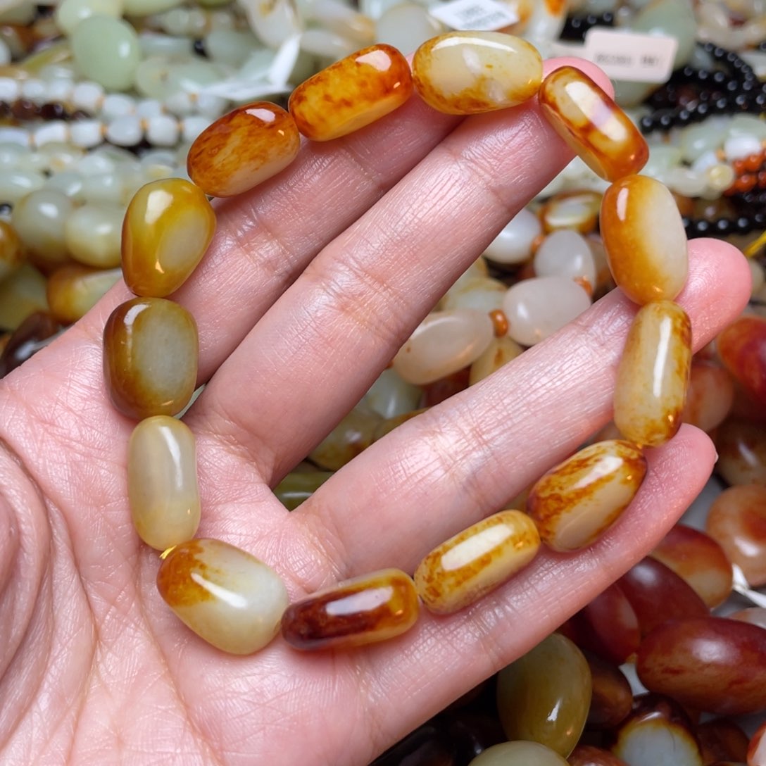 未镶嵌和田玉手链