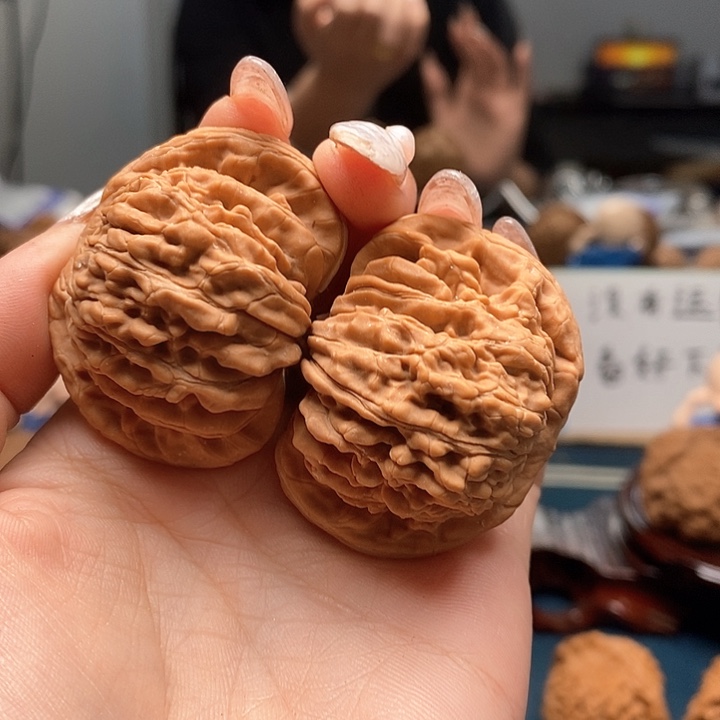 文玩核桃把件四座楼