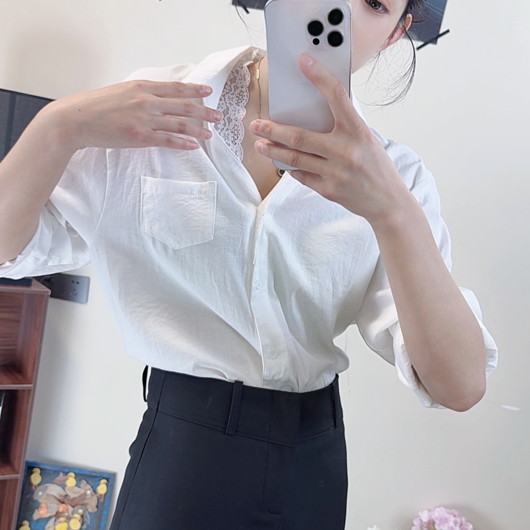 白色V领长袖衬衫女春秋季新款设计感蕾丝拼接翻领衬衣宽松上衣