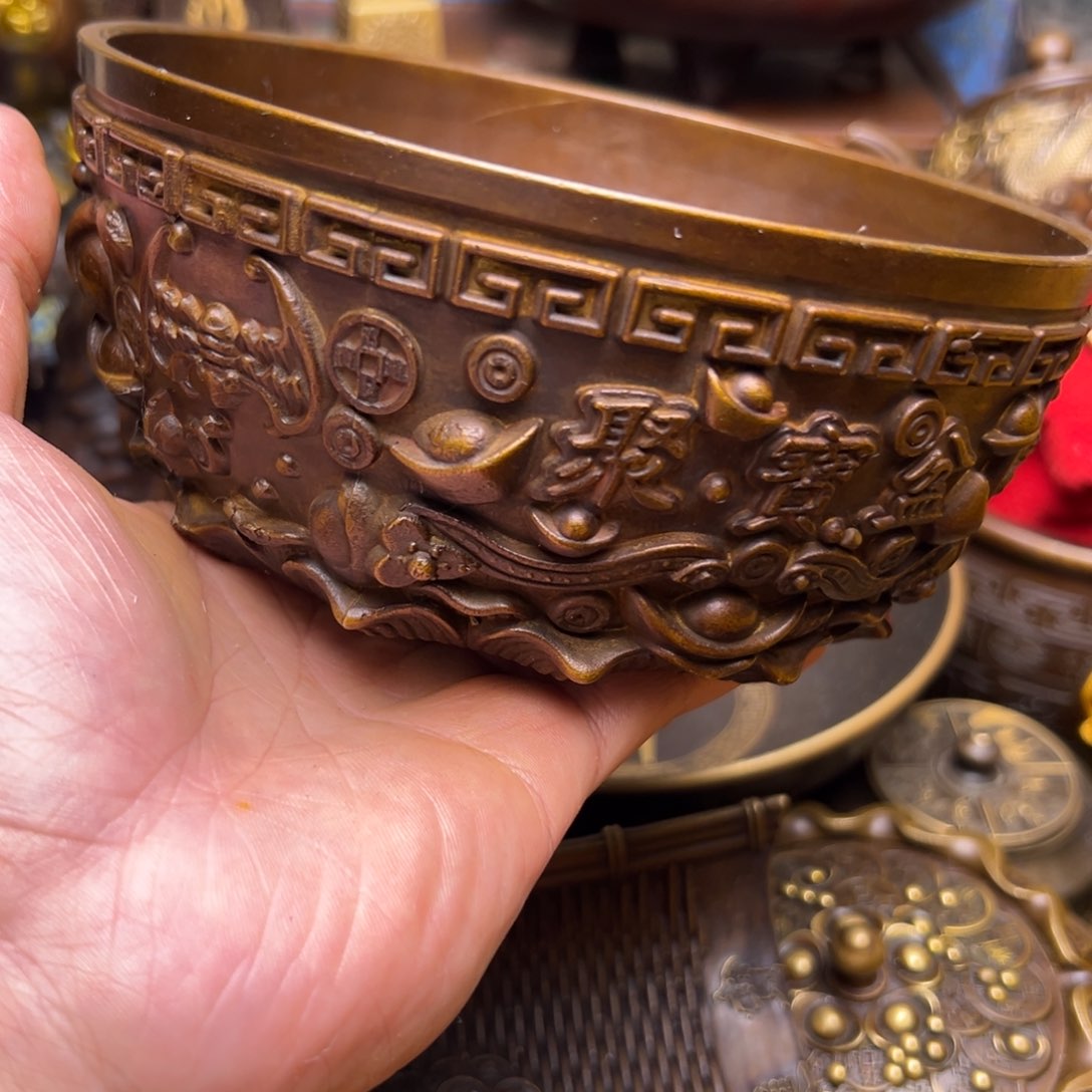 精美铜器，点击下单