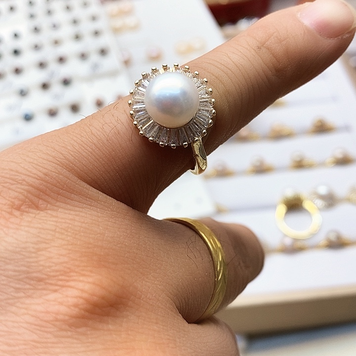 淡水珍珠颈饰合金