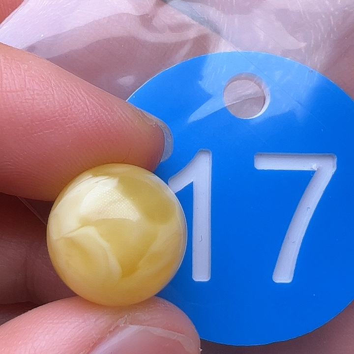 蜜蜡裸石未镶嵌13.5m m