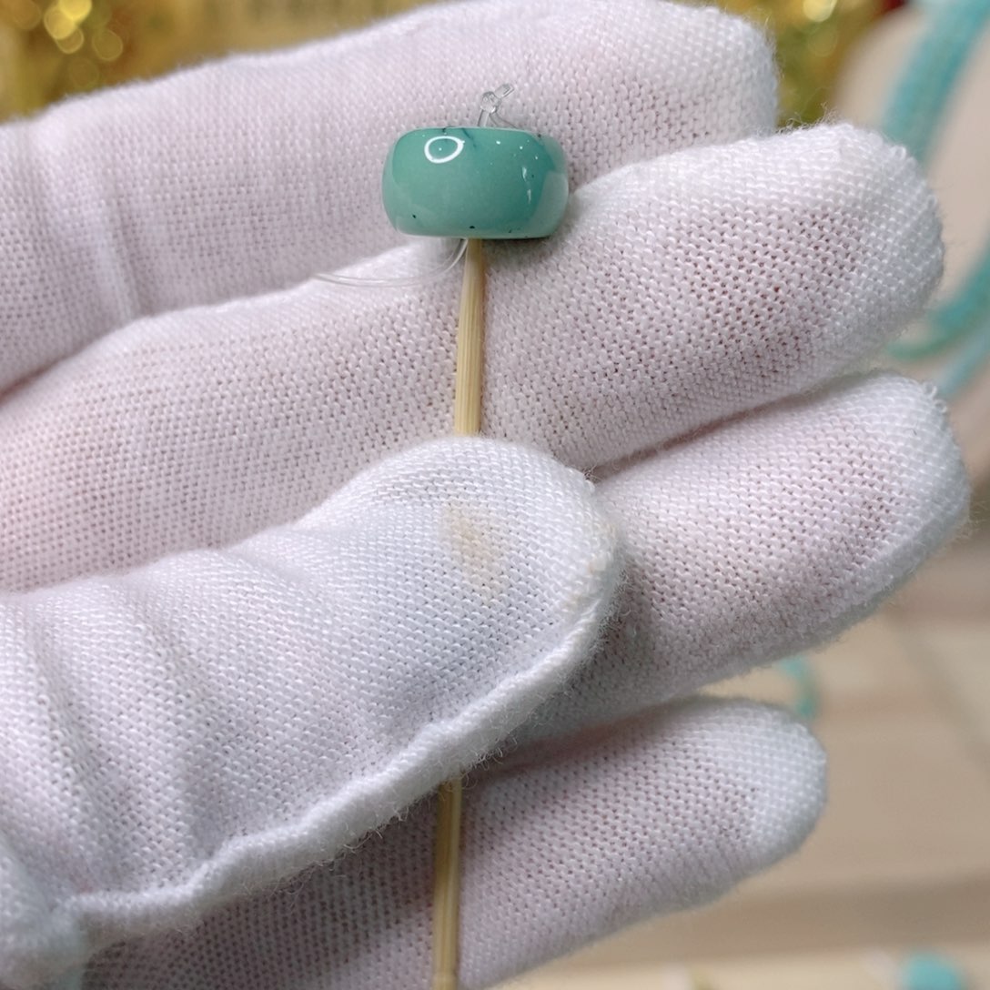 绿松石珠子未镶嵌