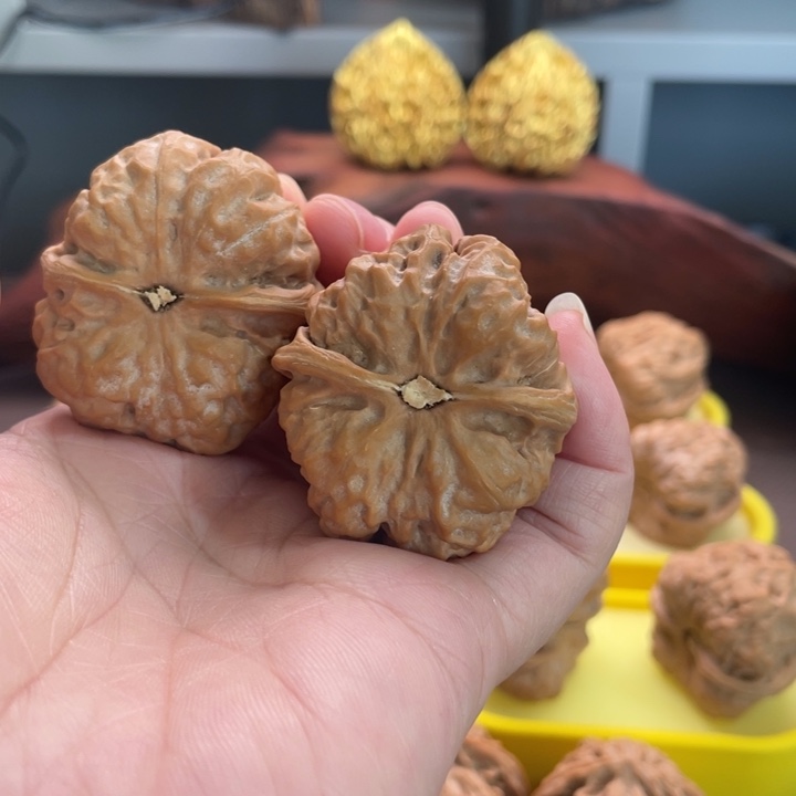 小***爱文玩核桃吊坠蛤蟆头