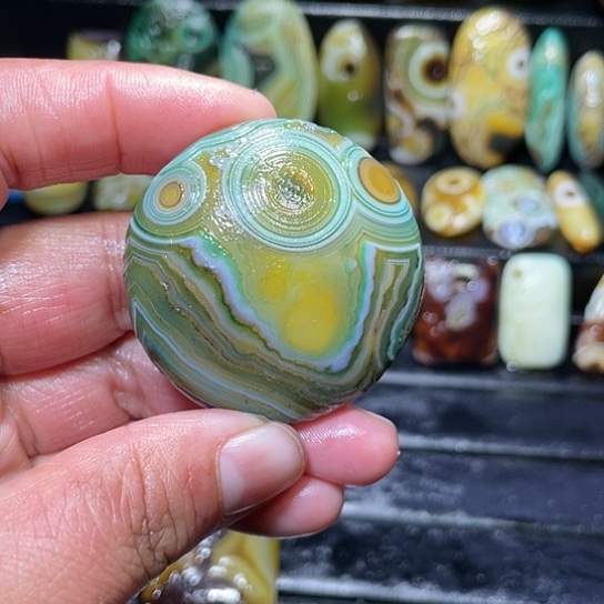 【闪购商品】玛瑙未镶嵌珠宝奇石刘*生