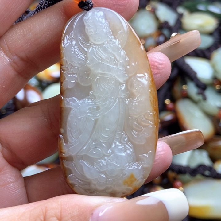 和田玉颈饰未镶嵌