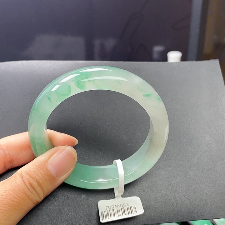 未镶嵌手镯石英质玉阿*瑶56