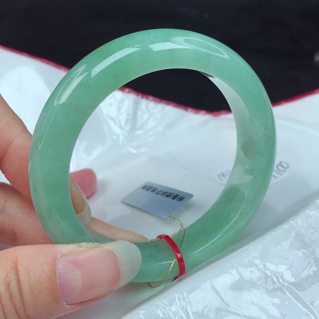 翡翠手镯未镶嵌57圈028