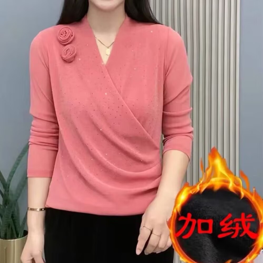 2025秋新款交叉领两朵花气质妈妈装纯色烫钻洋气长袖百搭打底衫