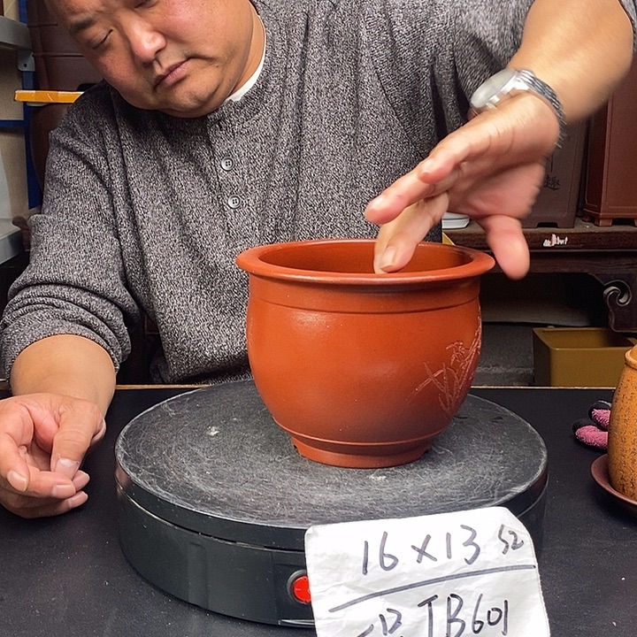 紫砂花盆货号一只JB601