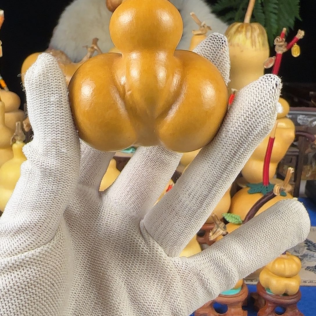 我***长大叶紫檀（黑酸枝木类）