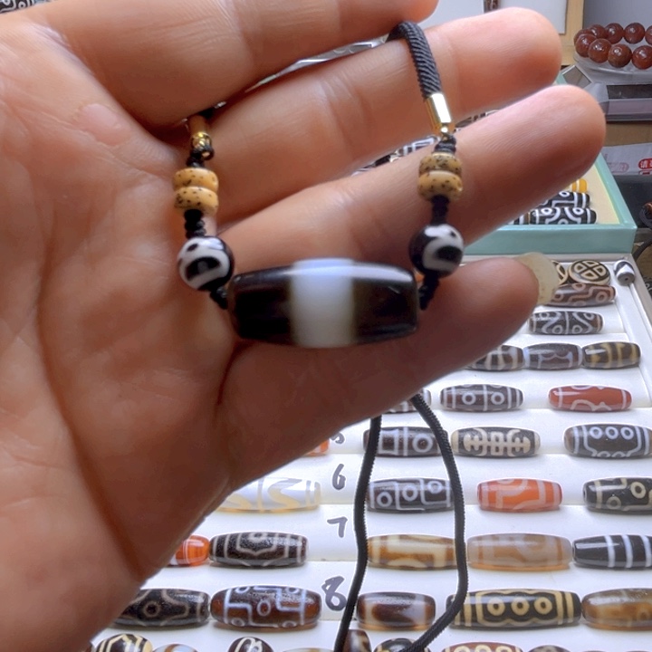 玛瑙/玉髓吊坠(赠链)未镶嵌