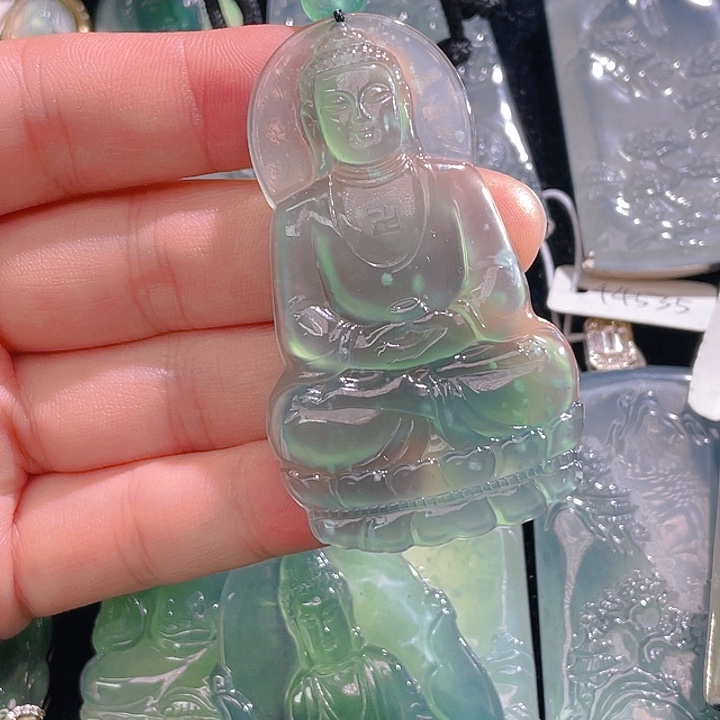 翡翠颈饰未镶嵌68，