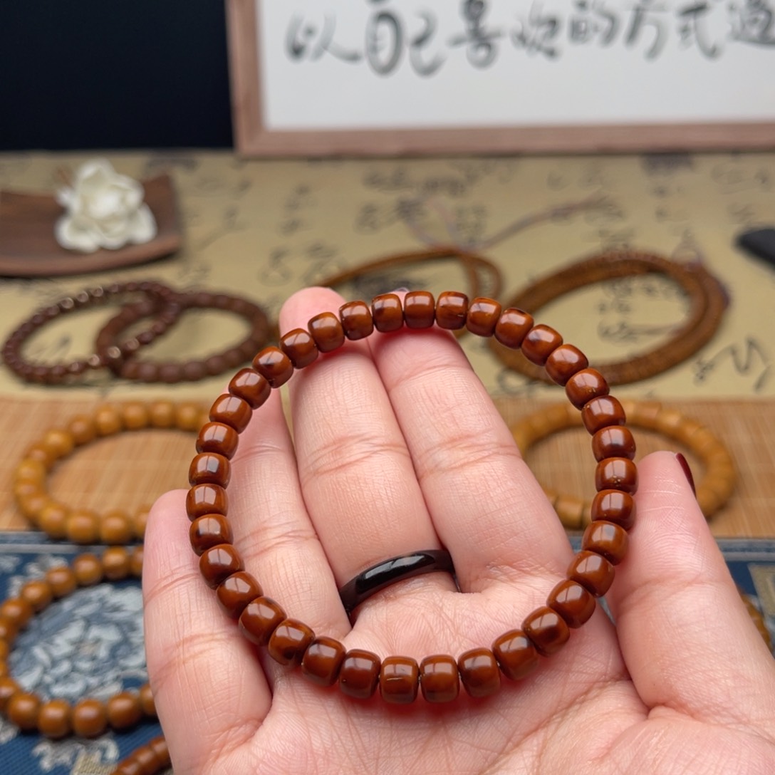 紫金鼠手串A****i76纯肉老型