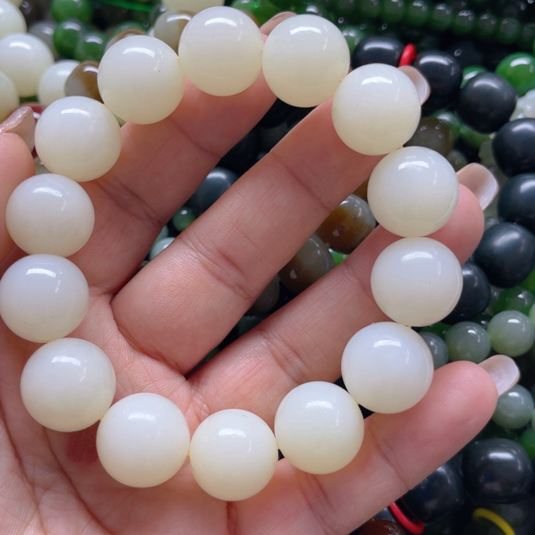 和田玉手链未镶嵌