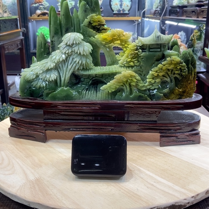 揚***航玉家居摆件玄关摆件