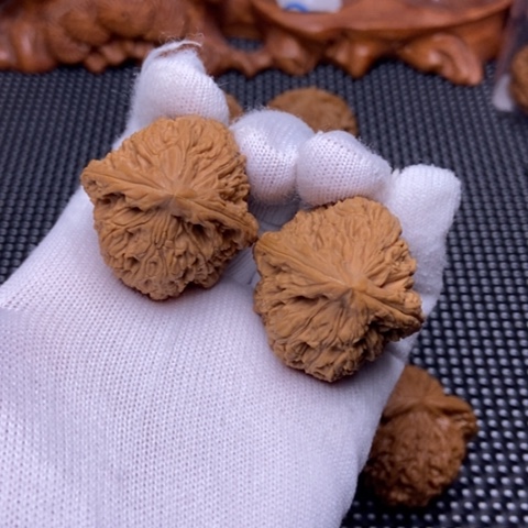 文玩核桃把件南疆36