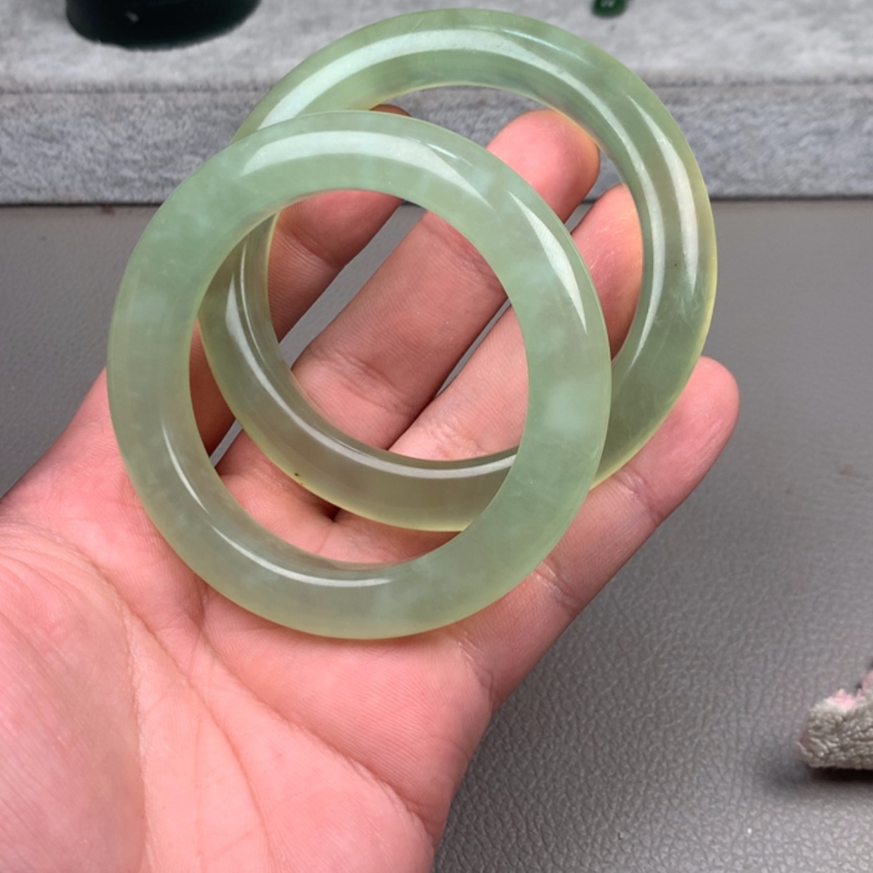 【闪购商品】未镶嵌蛇纹石玉岫玉