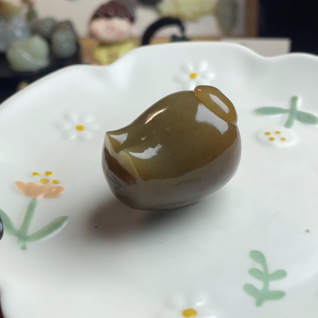 和田玉未镶嵌把件糖猫猫