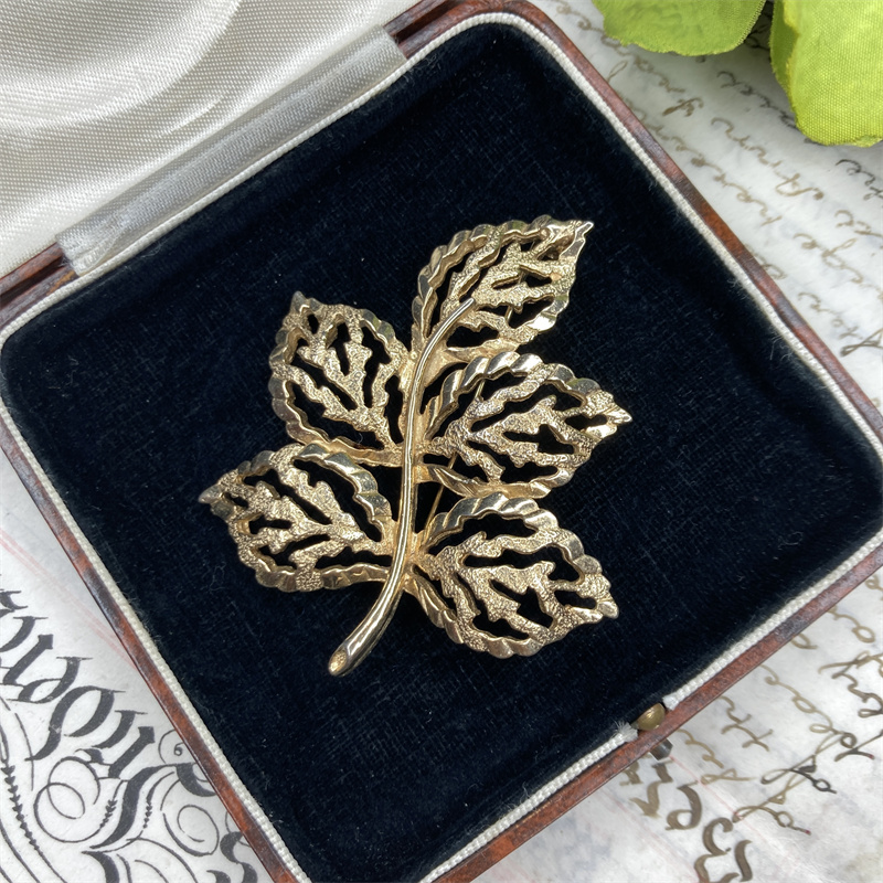 合金胸针 SARAHCOV浅金色镂空叶片胸针1-2【2071212-047】