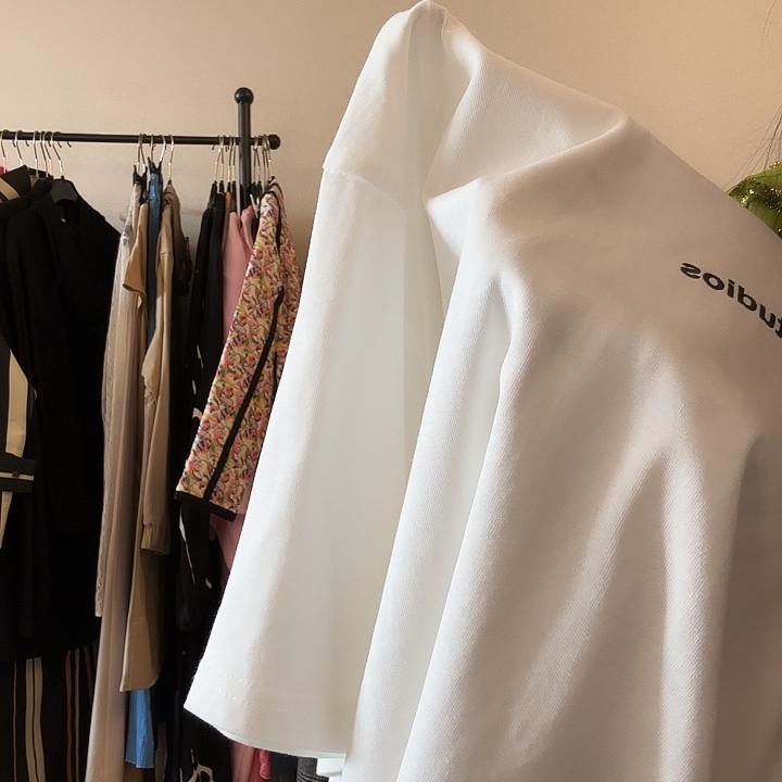 个哥哥哥哥v个哥哥哥哥