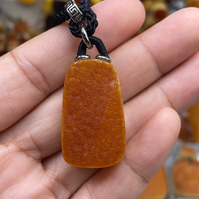 【闪购商品】琥珀颈饰未镶嵌