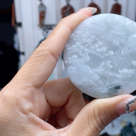 翡翠颈饰未镶嵌翡翠