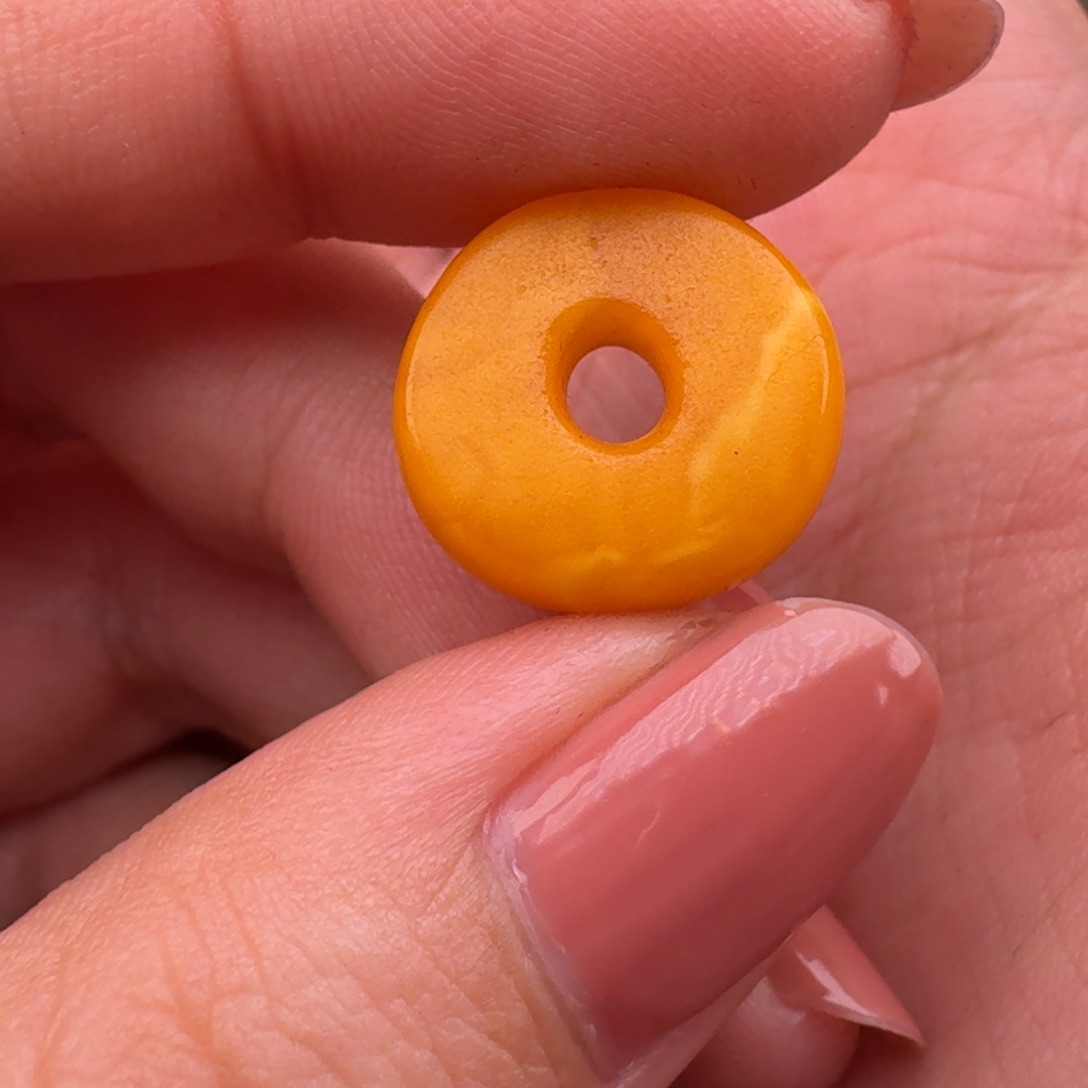 蜜蜡裸石未镶嵌直径16厚度7