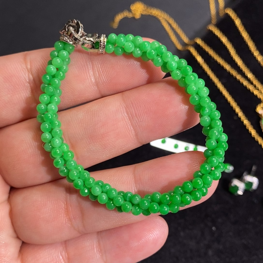 翡翠手串未镶嵌阳绿珠串