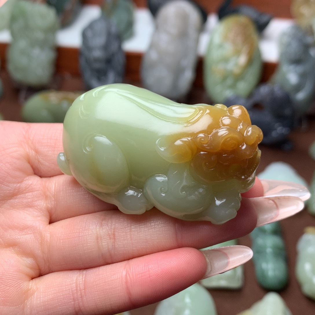 和田玉挂件未镶嵌