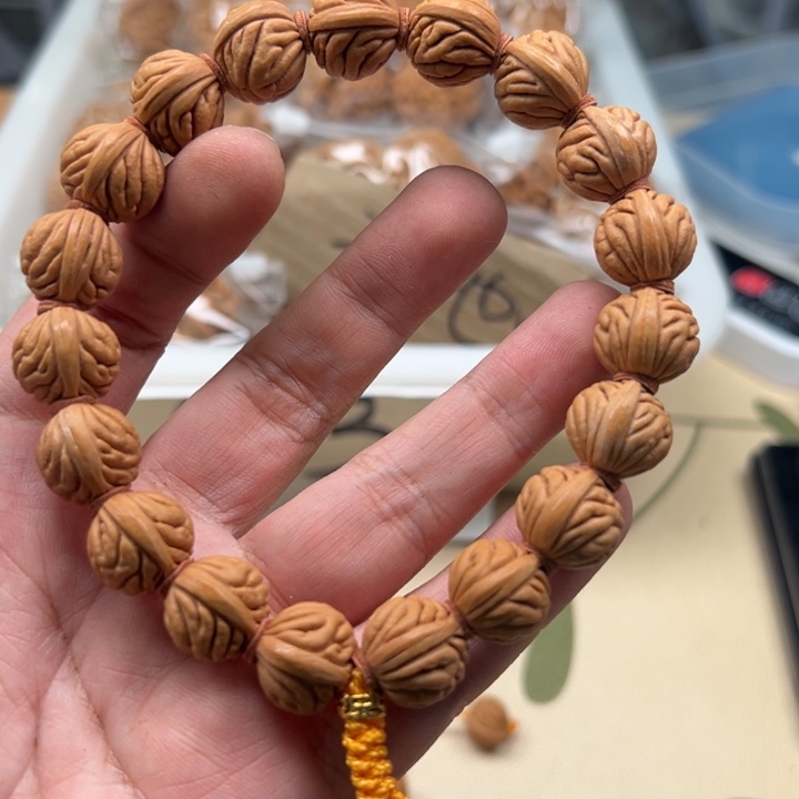 吊坠白玉菩提黄色721