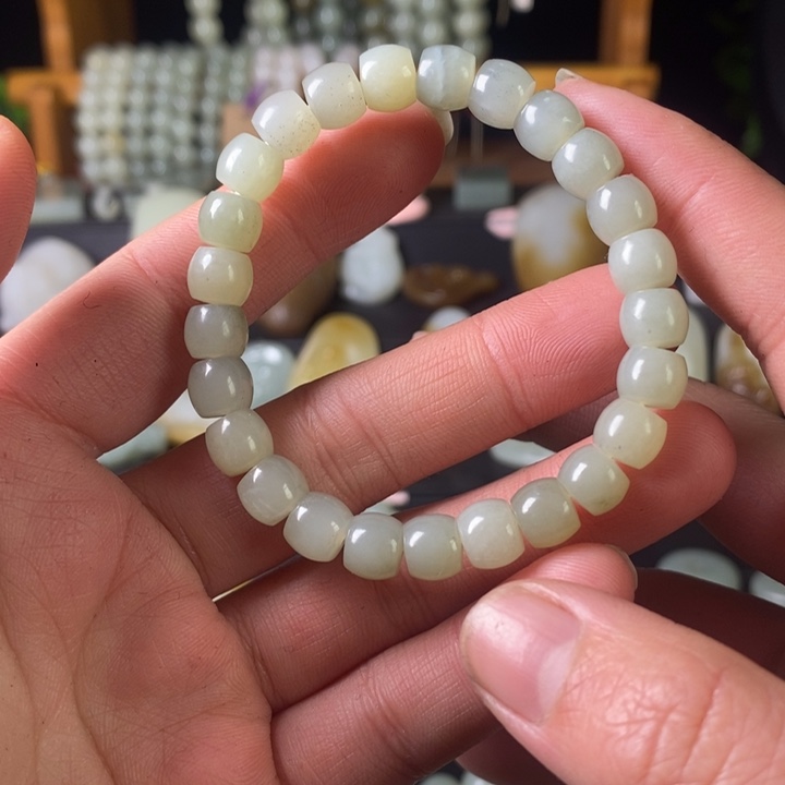 和田玉手链未镶嵌