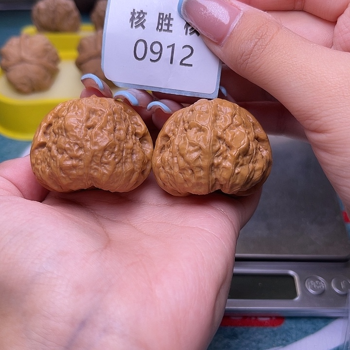 文玩核桃把件蛤蟆头40.0912